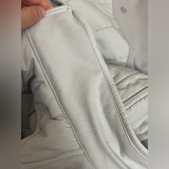 Lululemon Extra Mile Vest Gray Size 6 in Gray - Picture 11 of 11